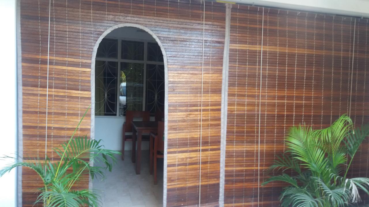 Corinne Villa A 300M From The Beach Grand Baie Exterior photo
